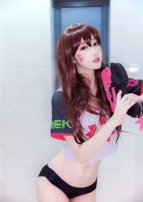 樊振东剪头发了